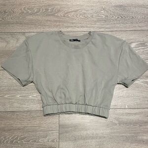 Zara cropped short sleeve sweatshirt